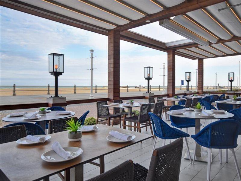 Doubletree By Hilton Oceanfront Virginia Beach Exterior photo
