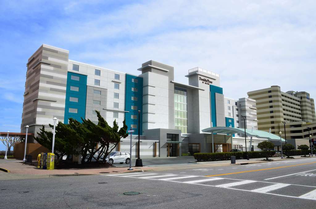 Doubletree By Hilton Oceanfront Virginia Beach Exterior photo